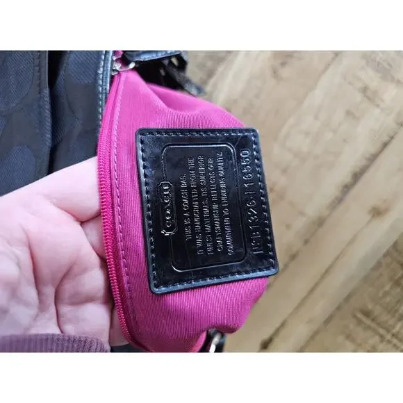 Coach Black Signature Ashley Shoulder Bag F16550 EUC Logo Charm - Picture 8 of 16